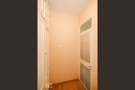 Apartamento à venda com 106m², 3 quartos e 1 vaga Apartamento à venda com 106m², 3 quartos e 1 vagaQuarto de Serviço