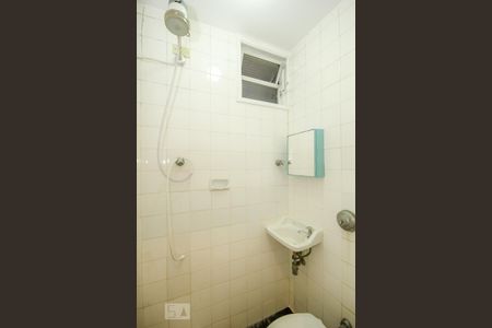 Apartamento à venda com 106m², 3 quartos e 1 vaga Apartamento à venda com 106m², 3 quartos e 1 vagaBanheiro de Serviço