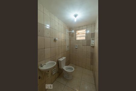 Banheiro de casa para alugar com 1 quarto, 70m² em Vila dos Andrades, São Paulo
