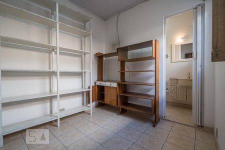 Casa à venda com 120m², 4 quartos e 1 vagaSuíte 