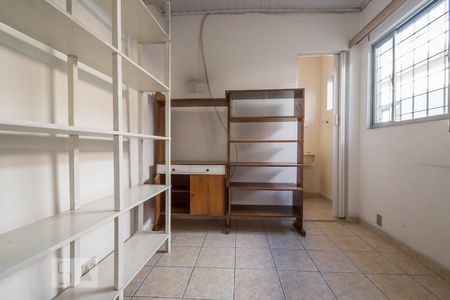 Casa à venda com 120m², 4 quartos e 1 vagaSuíte 