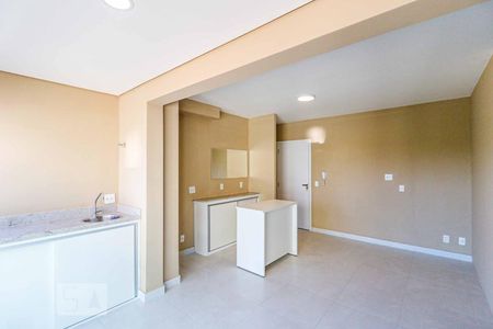 Varanda de kitnet/studio para alugar com 1 quarto, 35m² em Santo Amaro, São Paulo