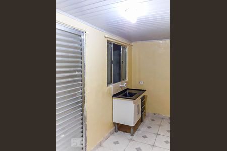 Cozinha de casa para alugar com 2 quartos, 50m² em Vila Constança, São Paulo