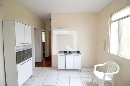 Apartamento para alugar com 80m², 3 quartos e sem vaga Apartamento para alugar com 80m², 3 quartos e sem vagaCozinha