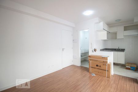 Sala de kitnet/studio para alugar com 1 quarto, 37m² em Perdizes, São Paulo