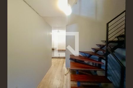 Casa à venda com 571m², 8 quartos e 3 vagasCorredor