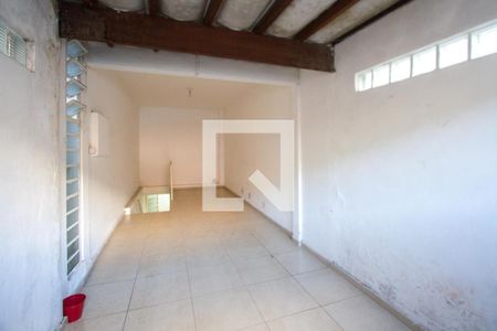 Casa à venda com 80m², 2 quartos e 2 vagasGaragem