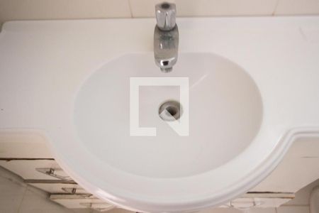 Casa à venda com 80m², 2 quartos e 2 vagasPia