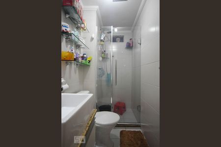 Banheiro de apartamento à venda com 2 quartos, 52m² em Paraisópolis, São Paulo