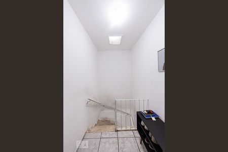 Hall escadas de casa à venda com 2 quartos, 105m² em Vila Gomes Cardim, São Paulo