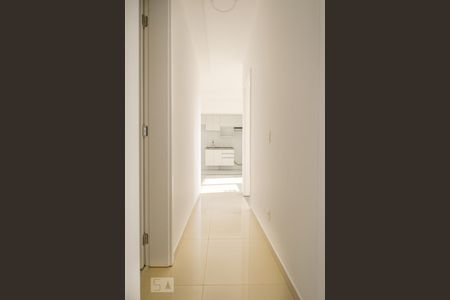 Corredor para os Quartos de apartamento para alugar com 2 quartos, 57m² em Vila Homero Thon, Santo André