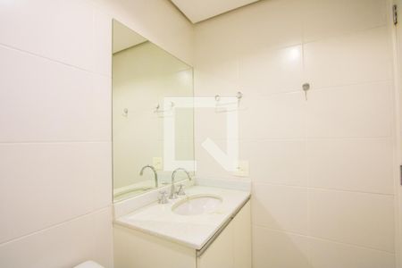 Apartamento para alugar com 57m², 2 quartos e 1 vaga Apartamento para alugar com 57m², 2 quartos e 1 vagaBanheiro social