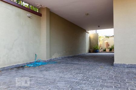 Garagem de casa à venda com 4 quartos, 245m² em Planalto Paulista, São Paulo
