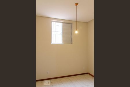 Quarto 2 de apartamento à venda com 4 quartos, 100m² em Petrópolis, Porto Alegre