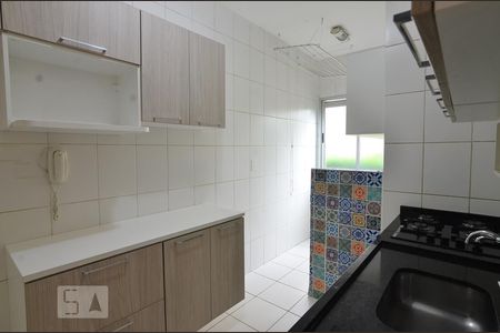 Cozinha de apartamento à venda com 2 quartos, 48m² em Vila Siqueira (zona Norte), São Paulo
