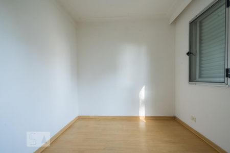 Quarto 1 de apartamento para alugar com 2 quartos, 64m² em Jardim Marajoara, São Paulo