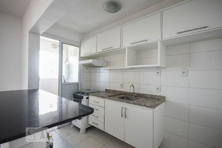 Apartamento à venda com 64m², 2 quartos e 1 vagaCozinha