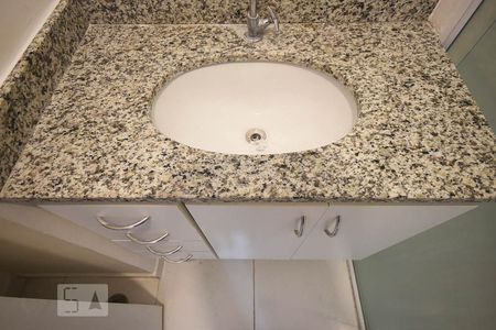 Apartamento à venda com 64m², 2 quartos e 1 vagaDetalhe do Banheiro Suíte 