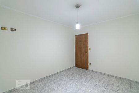 Casa para alugar com 200m², 3 quartos e 3 vagas Casa para alugar com 200m², 3 quartos e 3 vagasQuarto 2