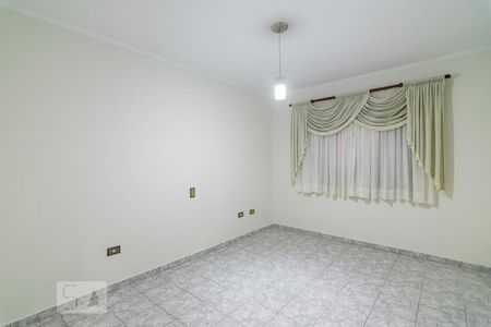 Casa para alugar com 200m², 3 quartos e 3 vagas Casa para alugar com 200m², 3 quartos e 3 vagasQuarto 2