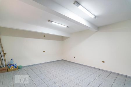 Casa para alugar com 200m², 3 quartos e 3 vagas Casa para alugar com 200m², 3 quartos e 3 vagasGaragem