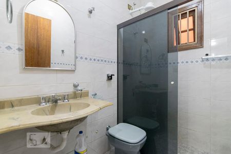 Casa para alugar com 200m², 3 quartos e 3 vagas Casa para alugar com 200m², 3 quartos e 3 vagasBanheiro