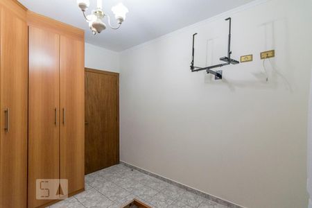 Casa para alugar com 200m², 3 quartos e 3 vagas Casa para alugar com 200m², 3 quartos e 3 vagasQuarto 3