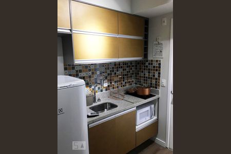 Cozinha de apartamento à venda com 1 quarto, 27m² em Centro, São Paulo