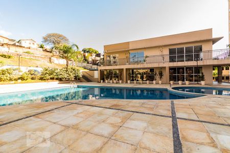 Apartamento à venda com 72m², 3 quartos e 2 vagasÁrea comum - Piscina