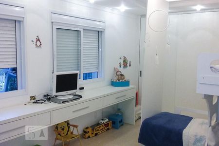 Apartamento à venda com 175m², 4 quartos e 3 vagasSuíte 2