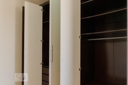 Quarto - Armários de apartamento à venda com 2 quartos, 49m² em Jardim Márcia, Campinas