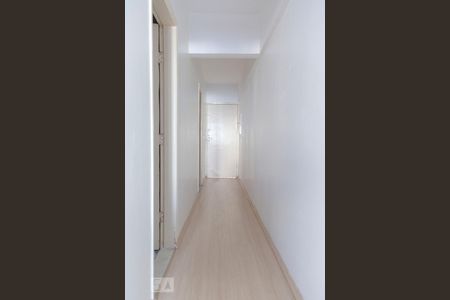 Corredor  de kitnet/studio à venda com 1 quarto, 43m² em Santa Efigênia, São Paulo