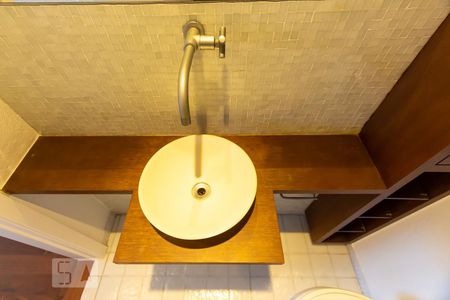 Apartamento à venda com 140m², 3 quartos e 2 vagas Apartamento à venda com 140m², 3 quartos e 2 vagasLavabo