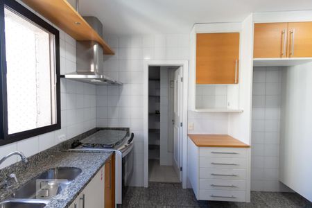Apartamento à venda com 140m², 3 quartos e 2 vagas Apartamento à venda com 140m², 3 quartos e 2 vagasCozinha