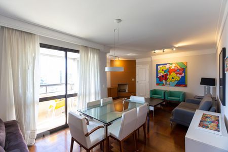 Sala de apartamento à venda com 3 quartos, 140m² em Vila Suzana, São Paulo