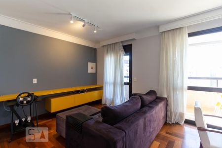 Sala de apartamento à venda com 3 quartos, 140m² em Vila Suzana, São Paulo