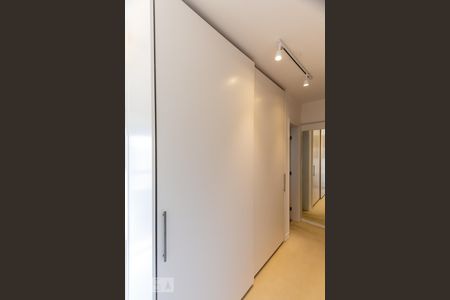 Apartamento à venda com 140m², 3 quartos e 2 vagas Apartamento à venda com 140m², 3 quartos e 2 vagasSuíte 1 - Armários