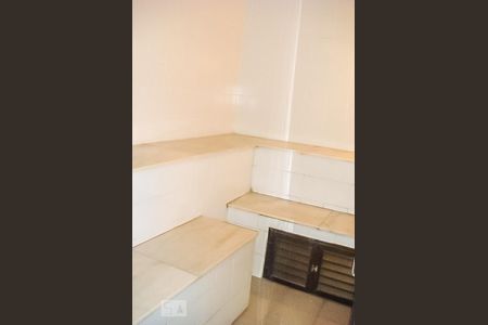 Apartamento à venda com 140m², 3 quartos e 2 vagas Apartamento à venda com 140m², 3 quartos e 2 vagasSauna