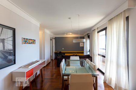 Sala de apartamento à venda com 3 quartos, 140m² em Vila Suzana, São Paulo