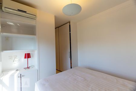 Apartamento à venda com 140m², 3 quartos e 2 vagas Apartamento à venda com 140m², 3 quartos e 2 vagasSuíte 1