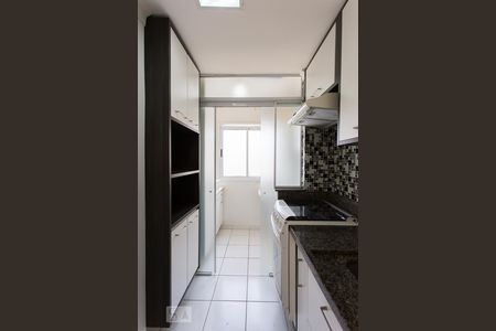 Apartamento à venda com 65m², 2 quartos e 1 vagaCozinha e Área de Serviço