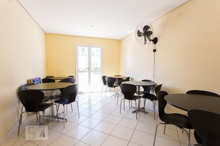 Apartamento à venda com 65m², 2 quartos e 1 vagaÁrea Comum - Salão de Festas