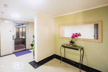 Apartamento à venda com 92m², 2 quartos e 1 vagaHall Social