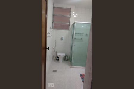 Apartamento para alugar com 200m², 3 quartos e 1 vaga Apartamento para alugar com 200m², 3 quartos e 1 vagaBanheiro 2