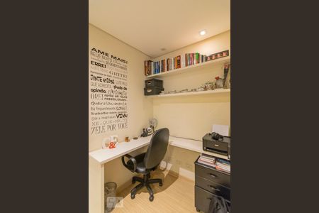 Apartamento à venda com 114m², 3 quartos e 2 vagasEscritório