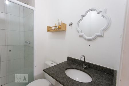 Banheiro de apartamento para alugar com 2 quartos, 50m² em Penha de França, São Paulo