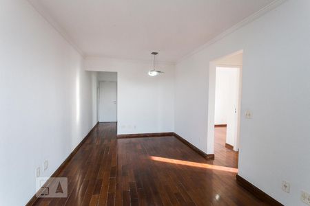 Sala de apartamento para alugar com 3 quartos, 75m² em Vila Alpina, São Paulo