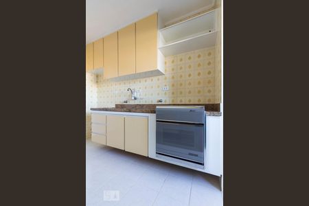 Apartamento à venda com 66m², 2 quartos e 1 vagaCozinha