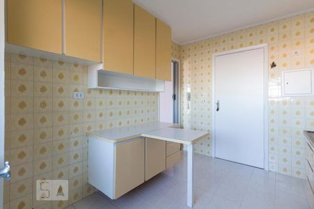 Apartamento à venda com 66m², 2 quartos e 1 vagaCozinha