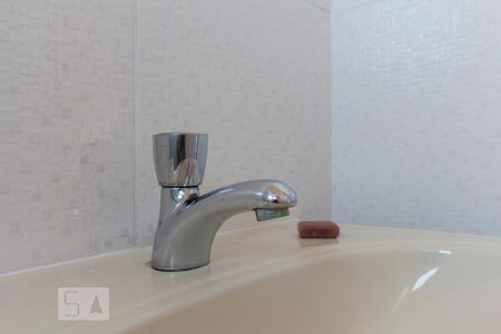 Apartamento à venda com 66m², 2 quartos e 1 vagaBanheiro Social